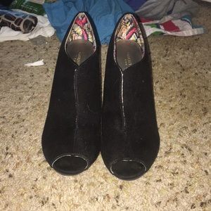 Christian Siriano 3 inch heels